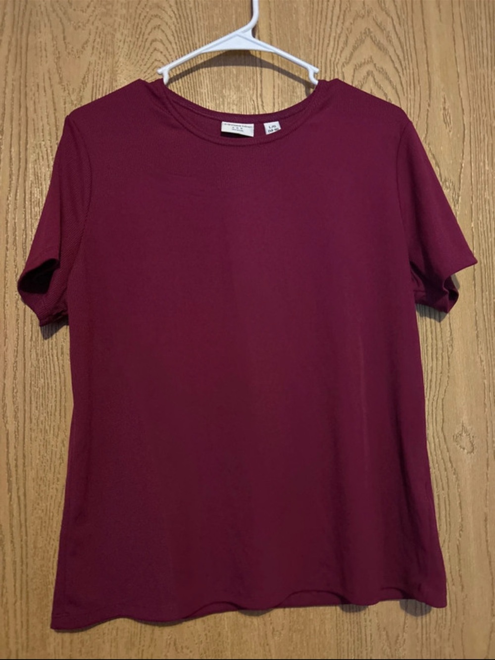 Covington Short Sleeve Crewneck Top in Burgundy